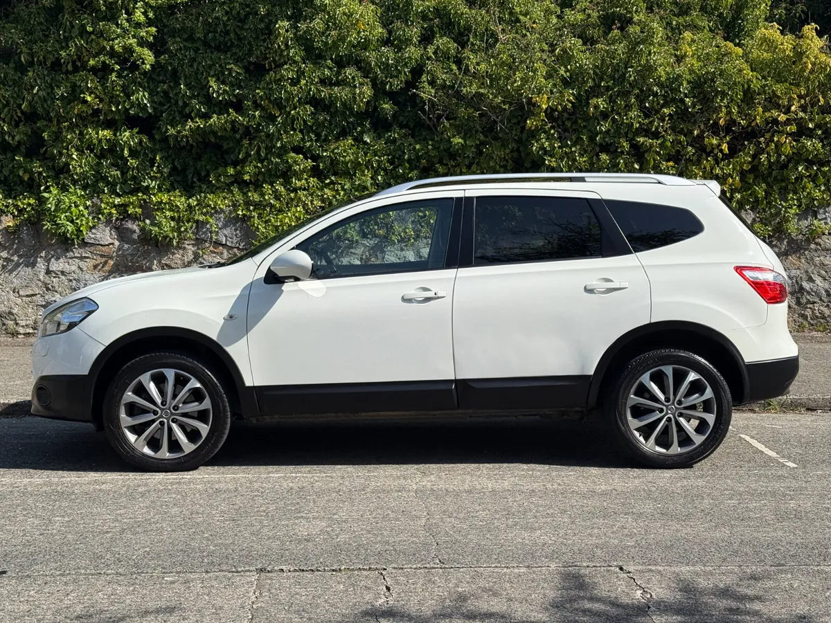 NISSAN QASHQAI + 2 TECKNA 7 SEAT LEATHER PAN ROOF - Image 2