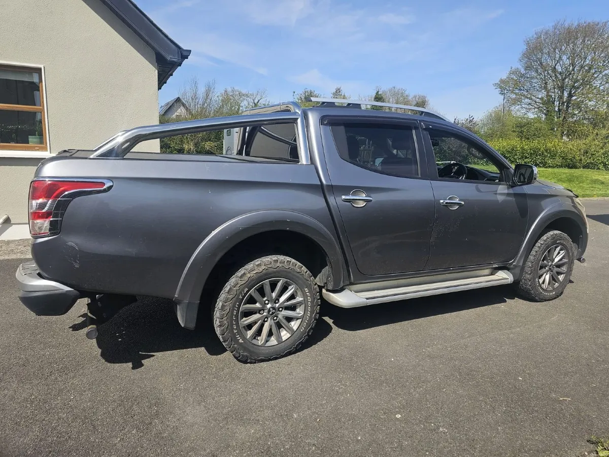 Mitsubishi L200 2018 - Image 2