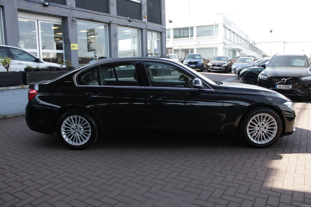 2017 BMW 330E 4DR SALOON AUTO PETROL-PLUGIN HYBRID - Image 3