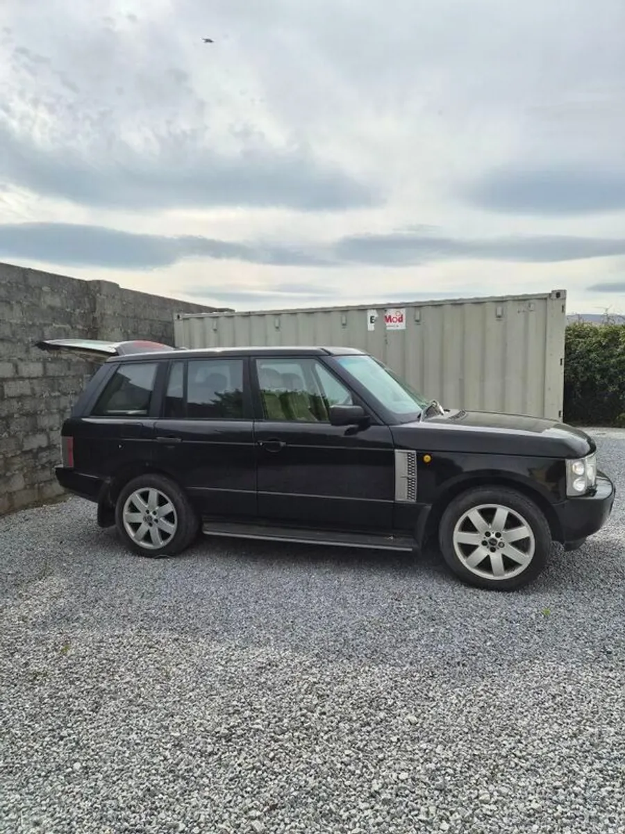 2005 Land Rover Range Rover - Image 1