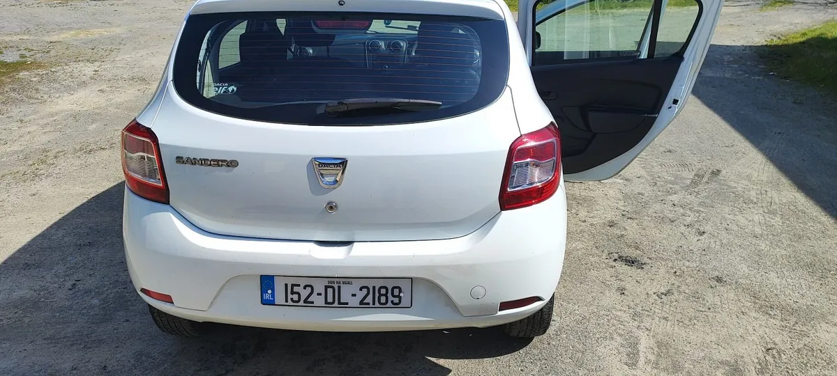 Dacia Sandero 2015 year - Image 4
