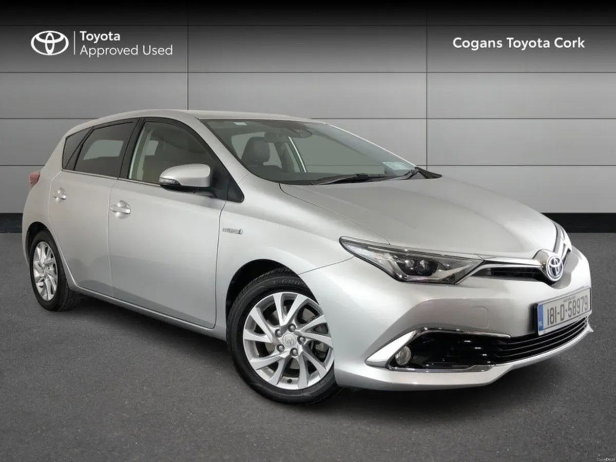 Toyota Auris DAA-ZWE186H 5DR AUTO - Image 1