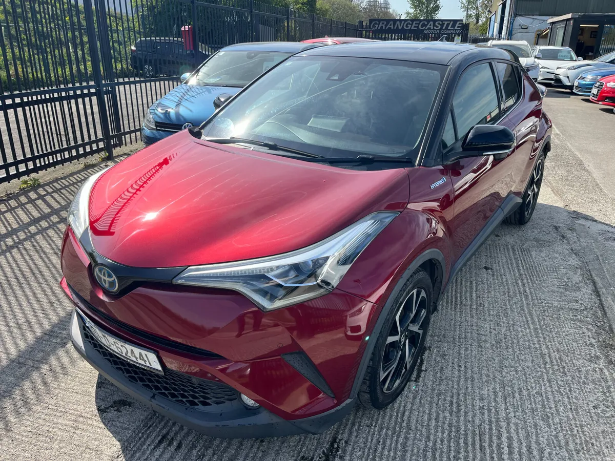 TOYOTA C-HR 2018, 1.8 HYBRID AUTO LOW KM HIGH SPEC - Image 3