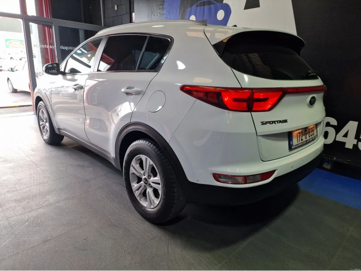 Kia Sportage 1.7 CRDI ** REAR SENSORS, CRUISE CONT - Image 6