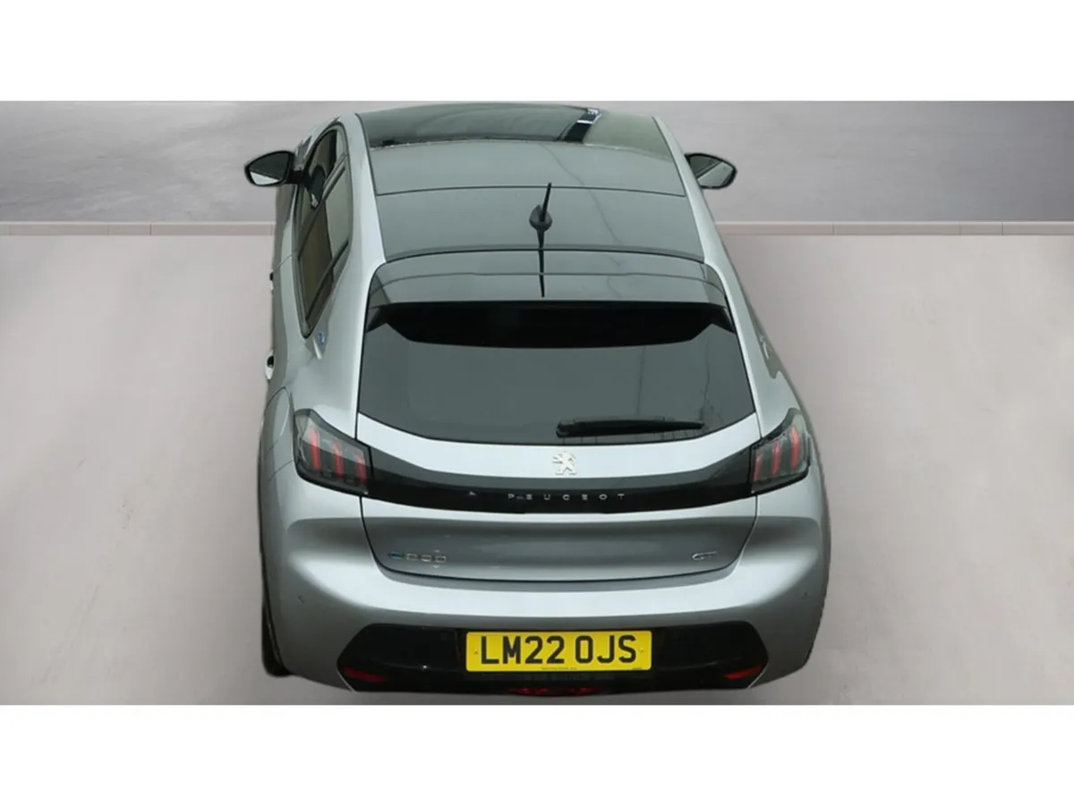Peugeot 208 GT PREMIUM EV - Image 3