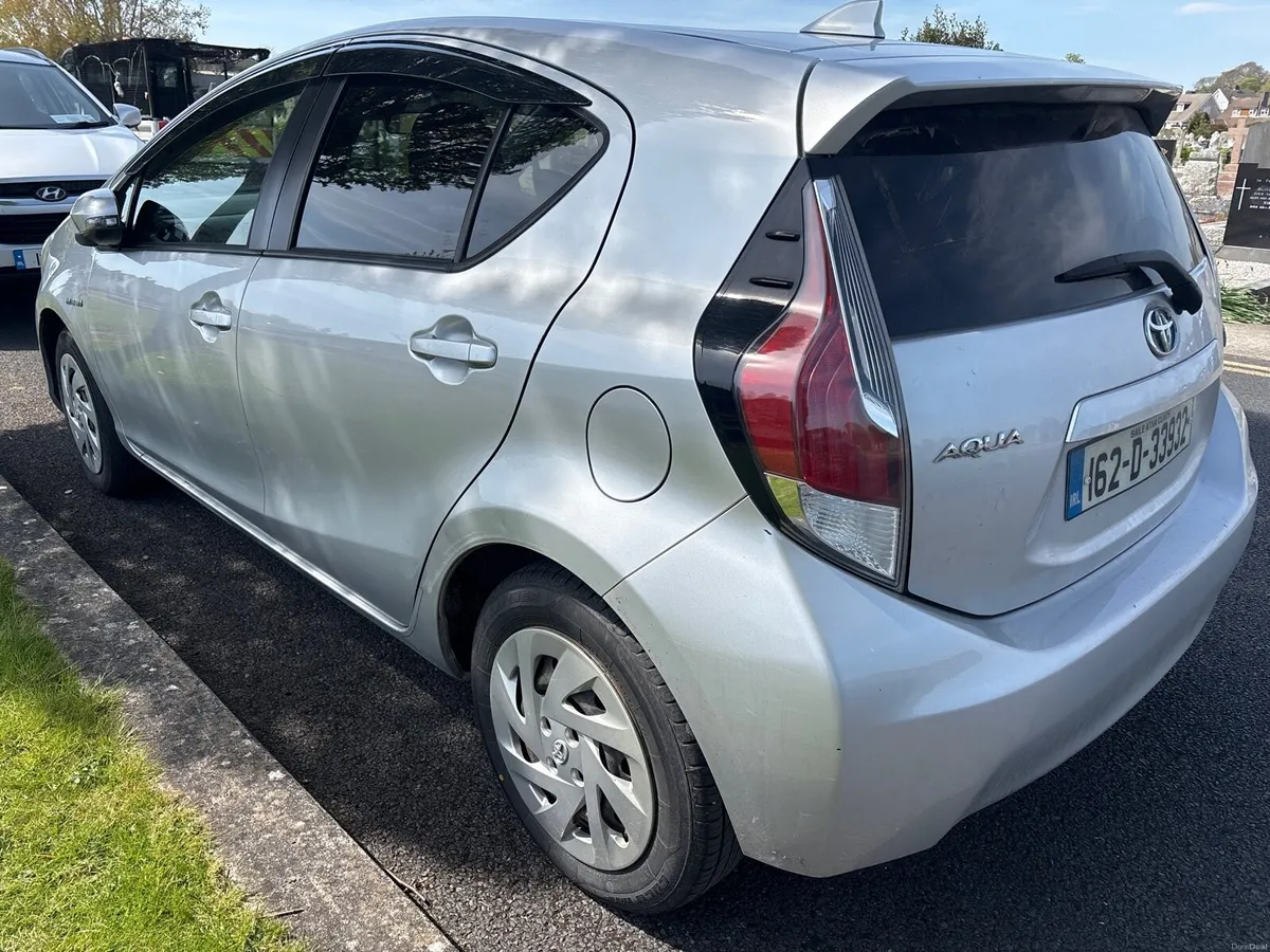 Toyota Aqua - Image 3