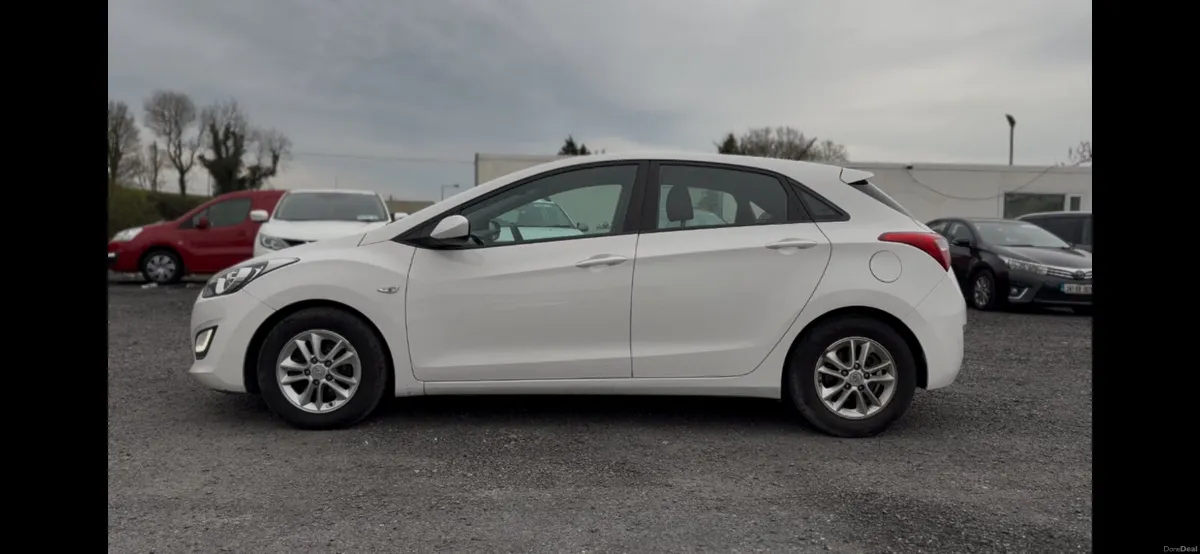 Hyundai i30 2015 1.6 diesel tax & nct - Image 4