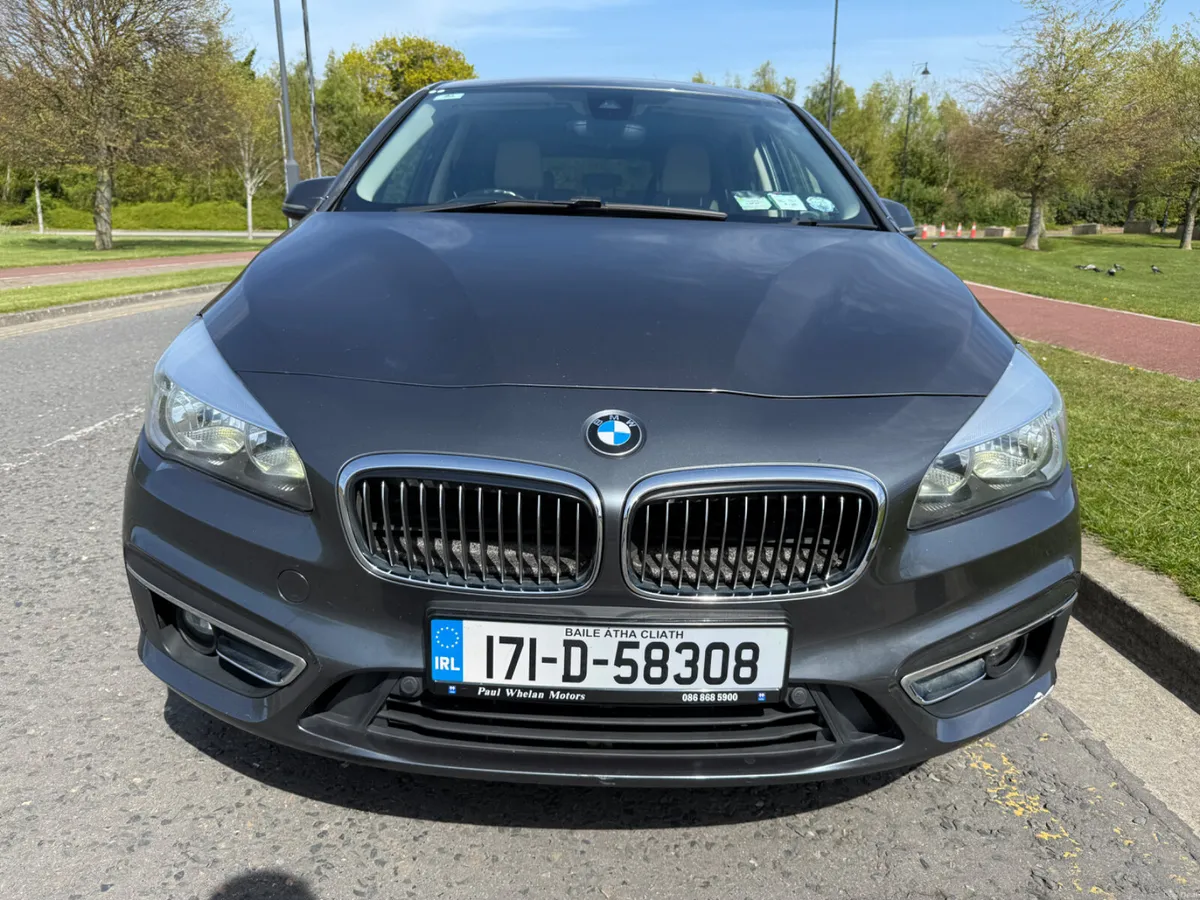 225E X DRIVE AUTOMATIC HYBRID - Image 2
