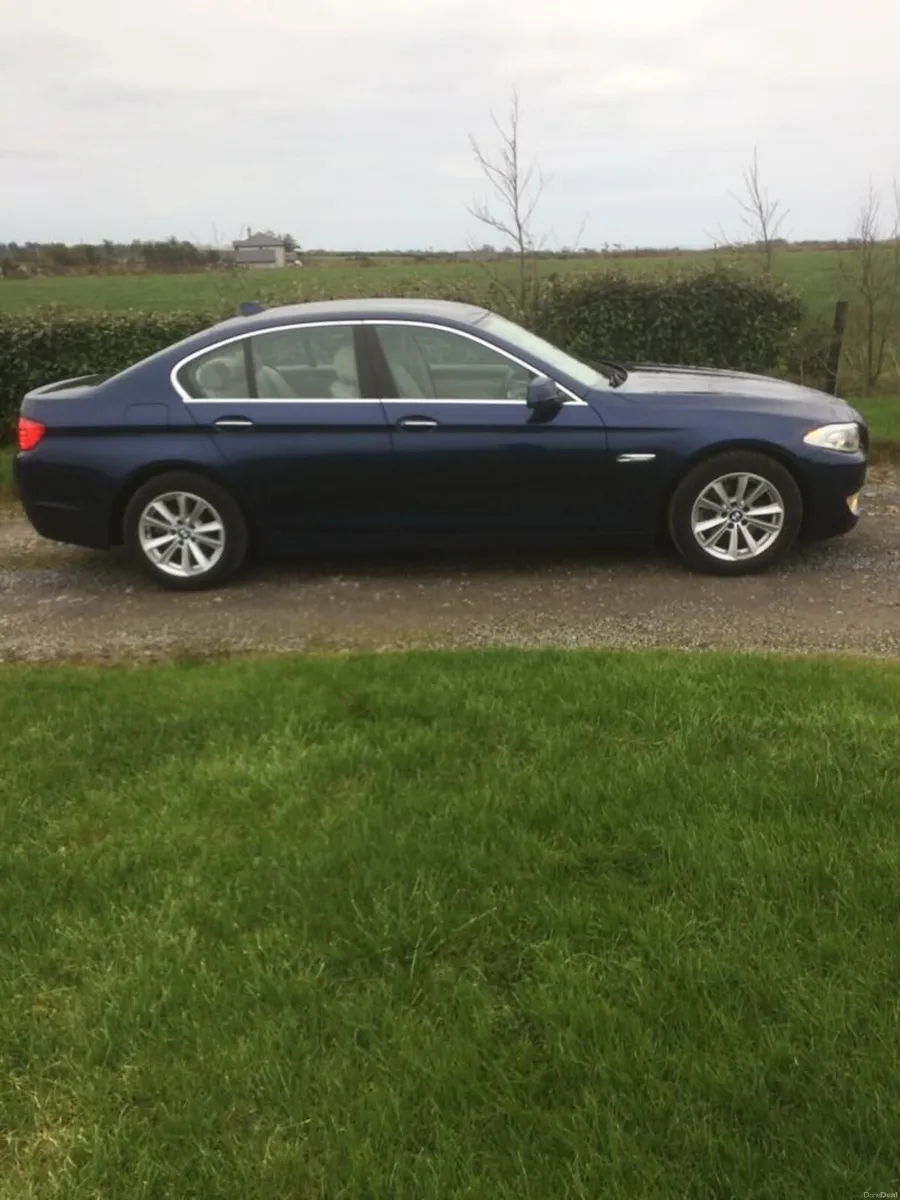 BMW 5-Series 2013 - Image 1