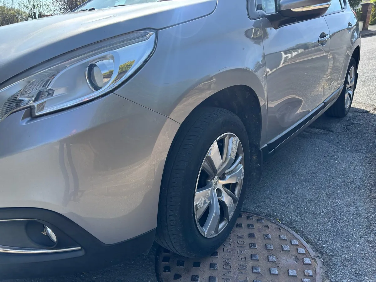 Peugeot 2008 - Image 4