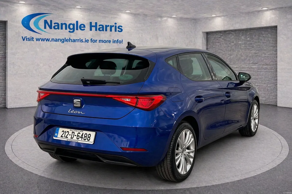 SEAT Leon. LOW KMS - Image 5