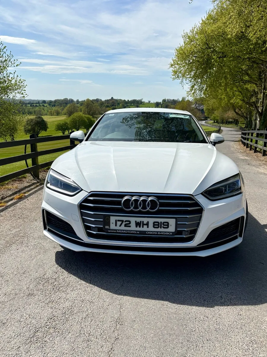 AUDI A5 SPORTBACK**S-LINE** - Image 4