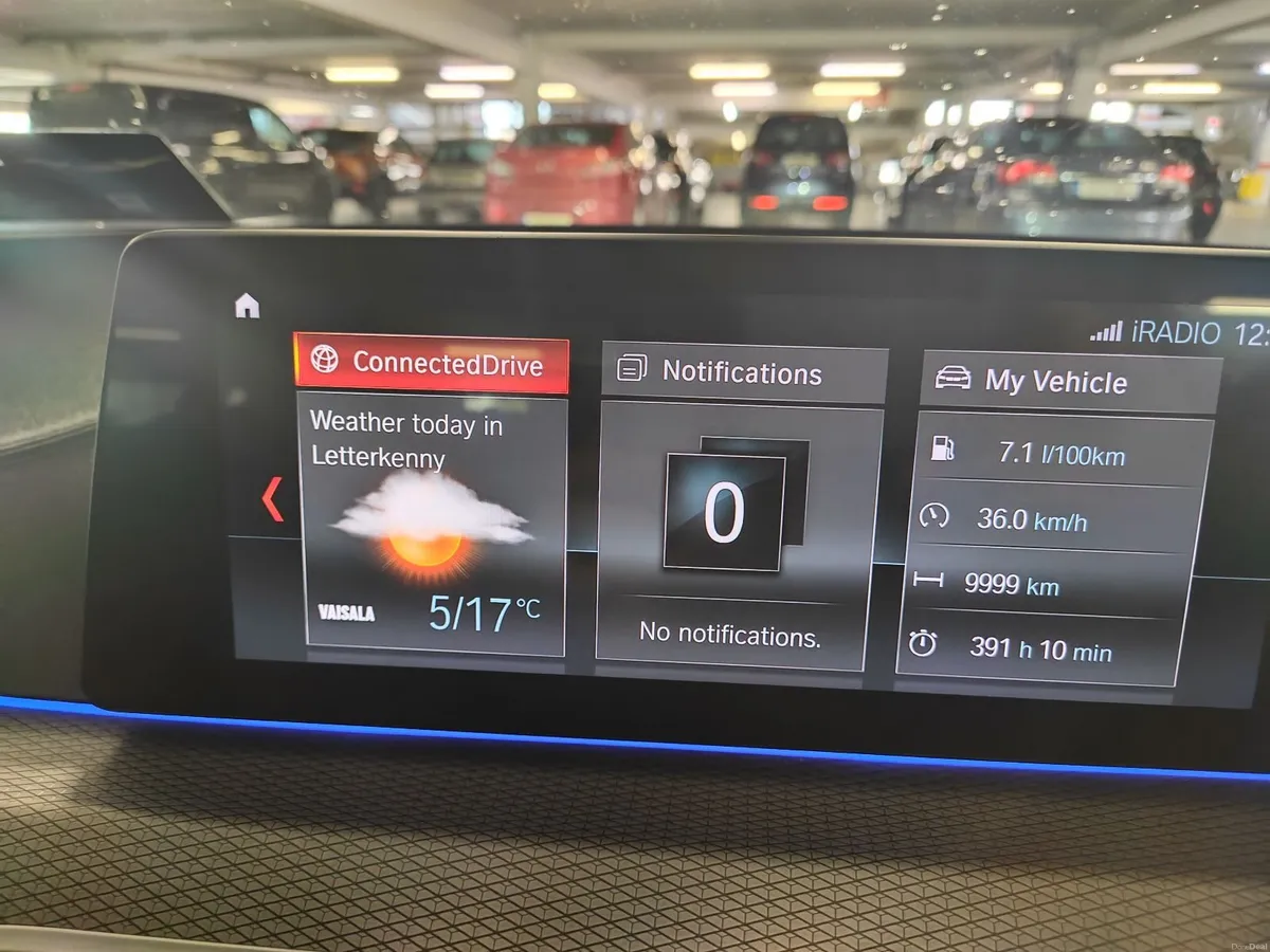 BMW 5-Series ,2018 ,Plug in hybrid - Image 3