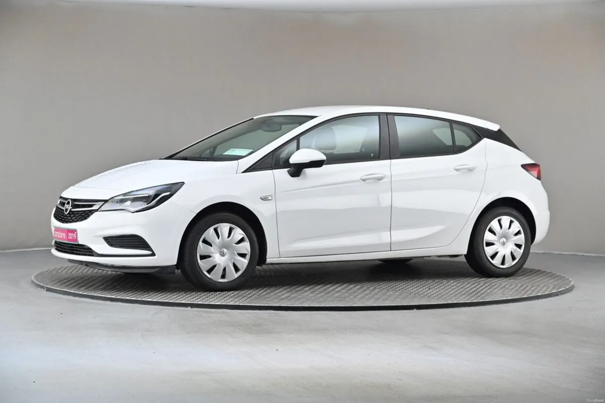 Opel Astra 1.4I E TURBO 150BHP AUTO - Image 4