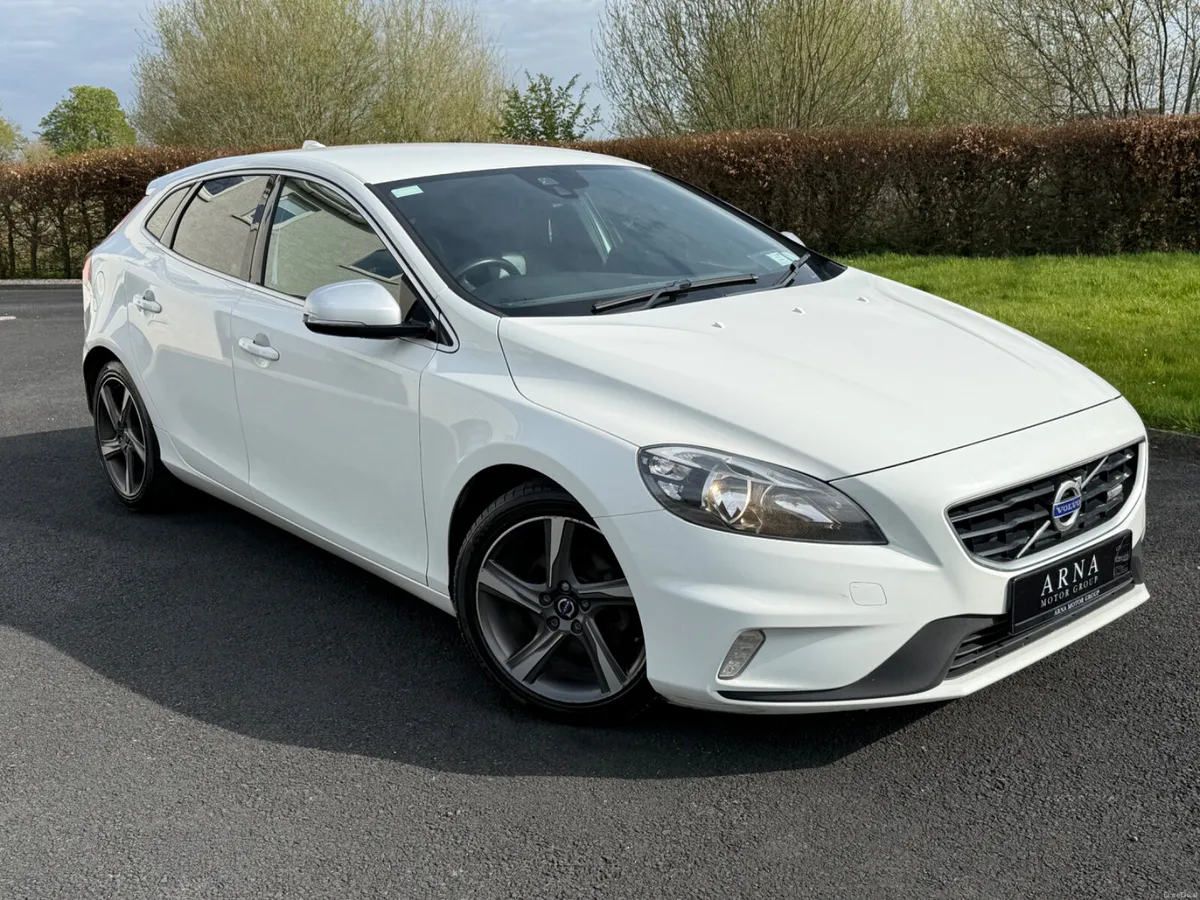 2014 Volvo V40 R-Design - Image 1