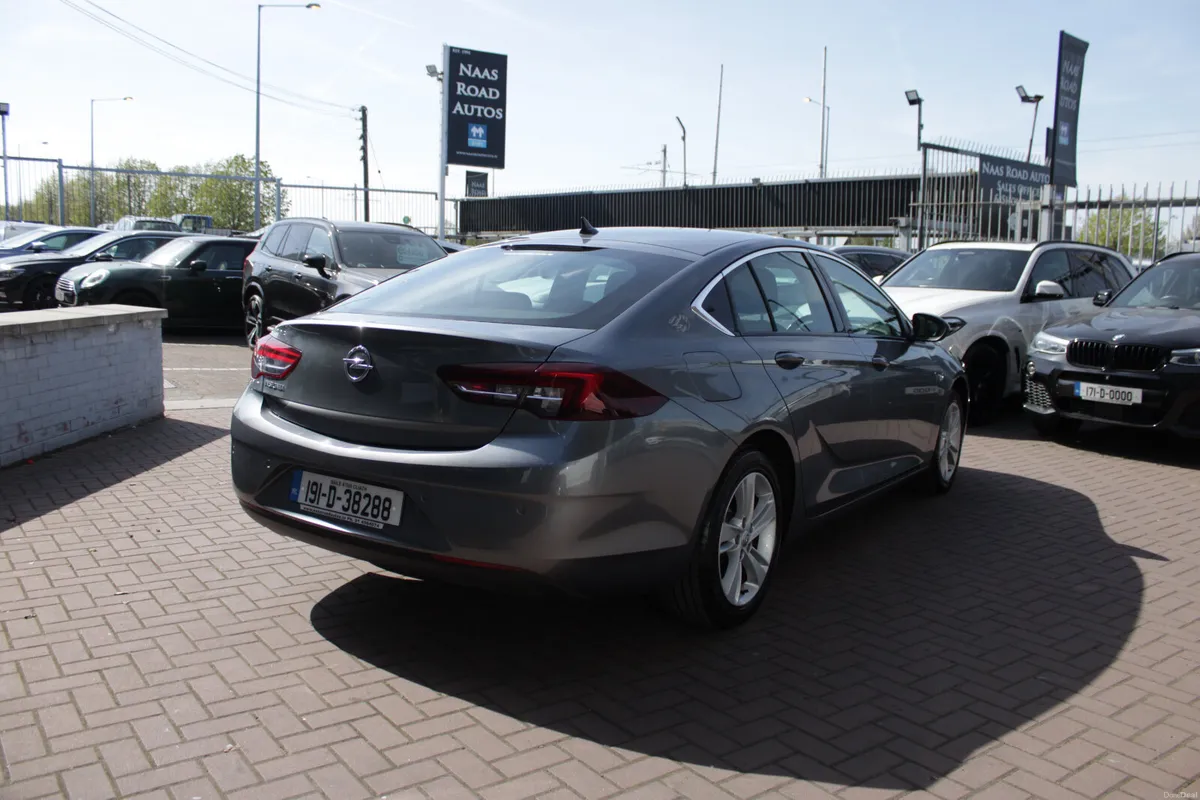 2019 OPEL INSIGINIA 5DR SALOON TURBO D SE AUTO - Image 4
