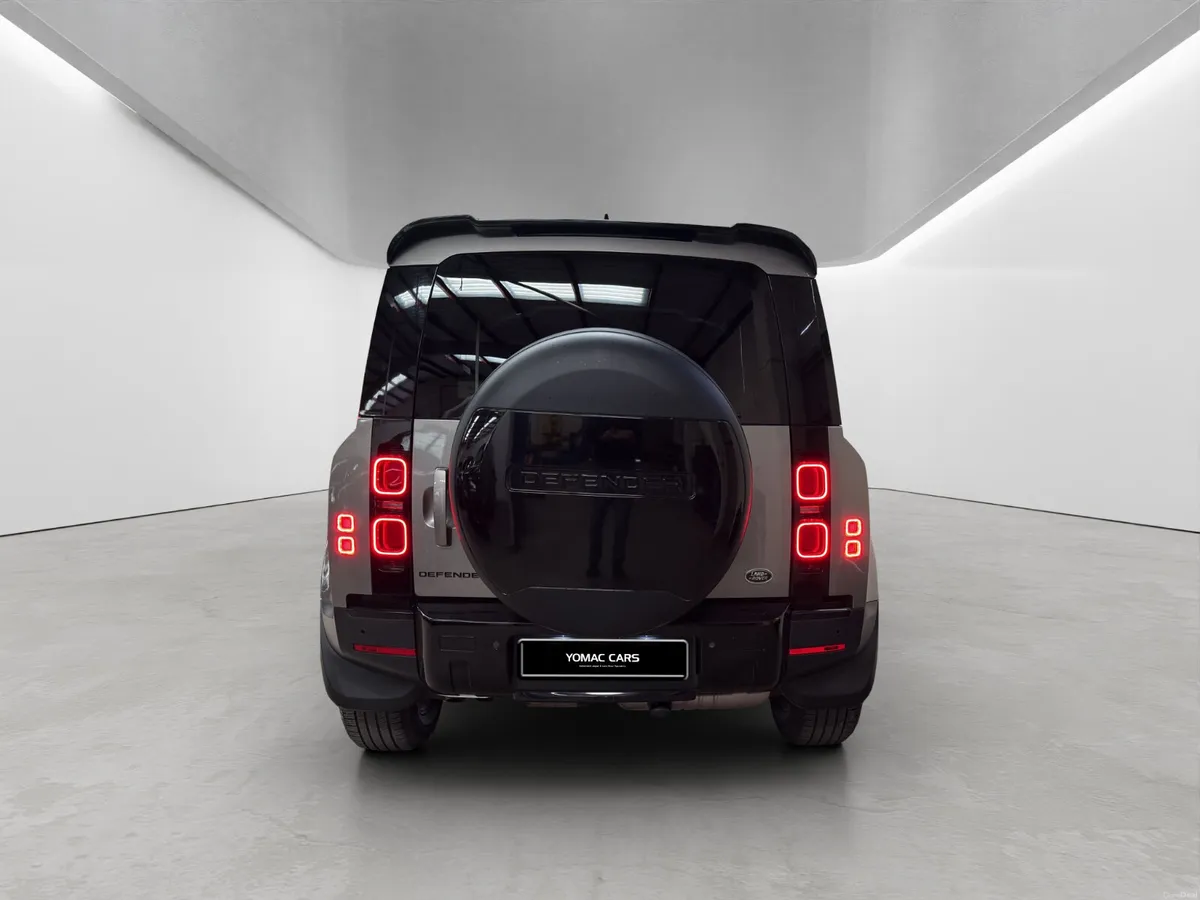 LAND ROVER DEFENDER 3.0D COMMERCIAL S 2022 - Image 4