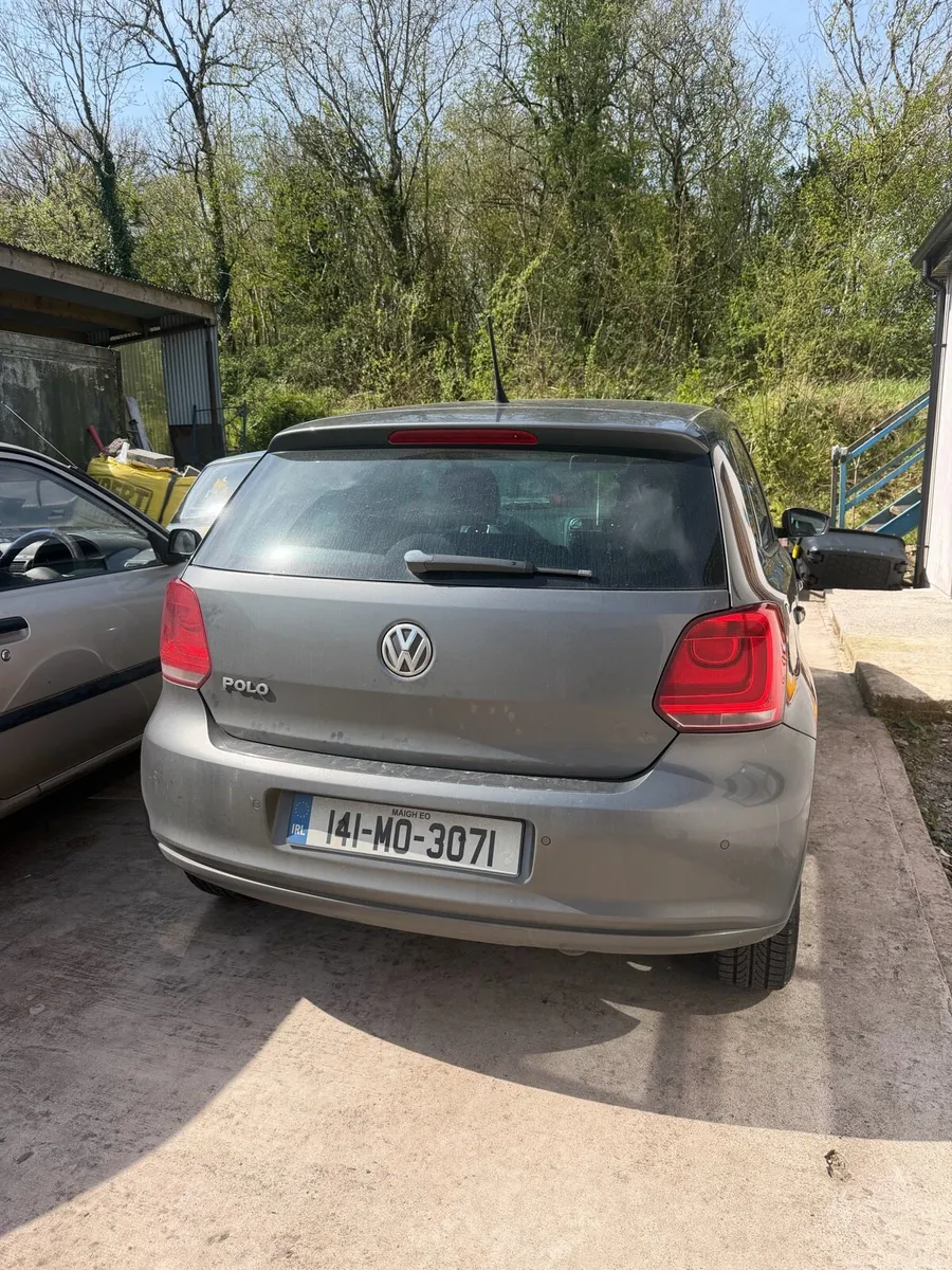 Volkswagen Polo 2014 - Image 2