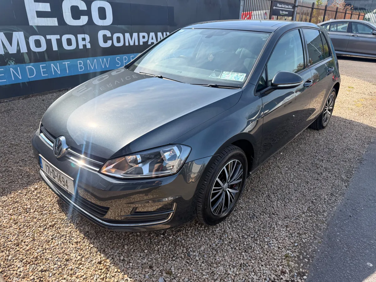 VOLKSWAGEN GOLF  2017 - 1.2 - V LOW KMS - Image 3
