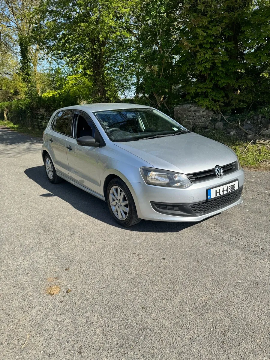 2011 VW POLO 1.2 PETROL - NCT & TAX - CAR PLAY - Image 1