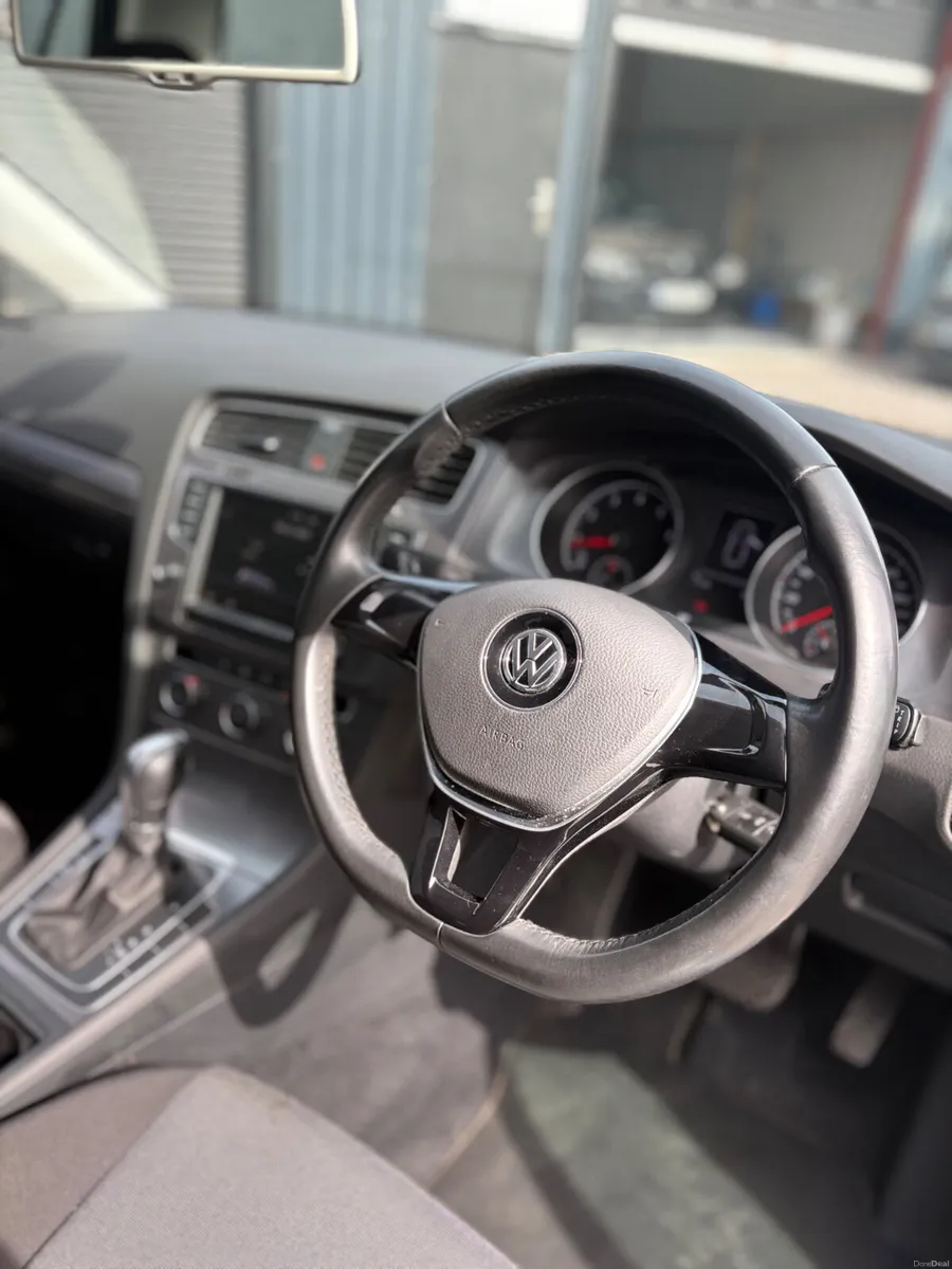 Volkswagen Golf 1.2 TSi Automatic 2016 Low Km - Image 4
