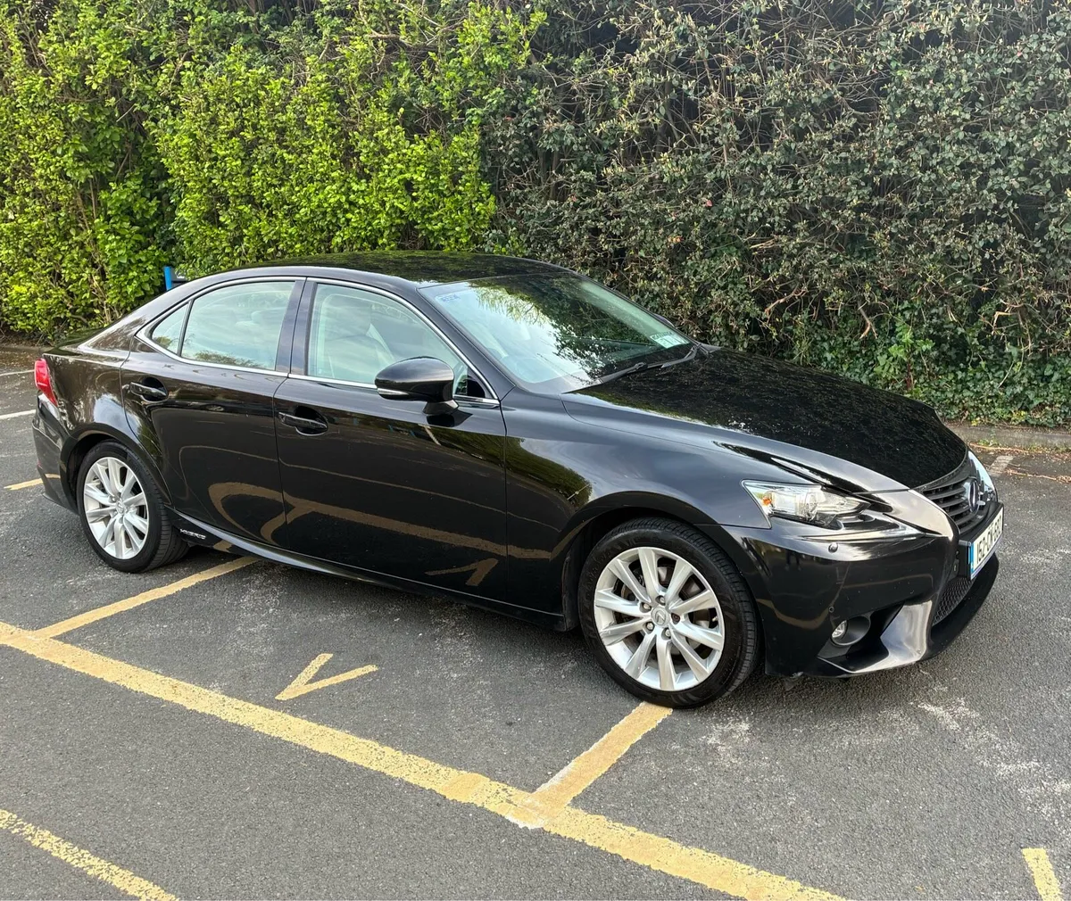Lexus IS 300 - Image 1
