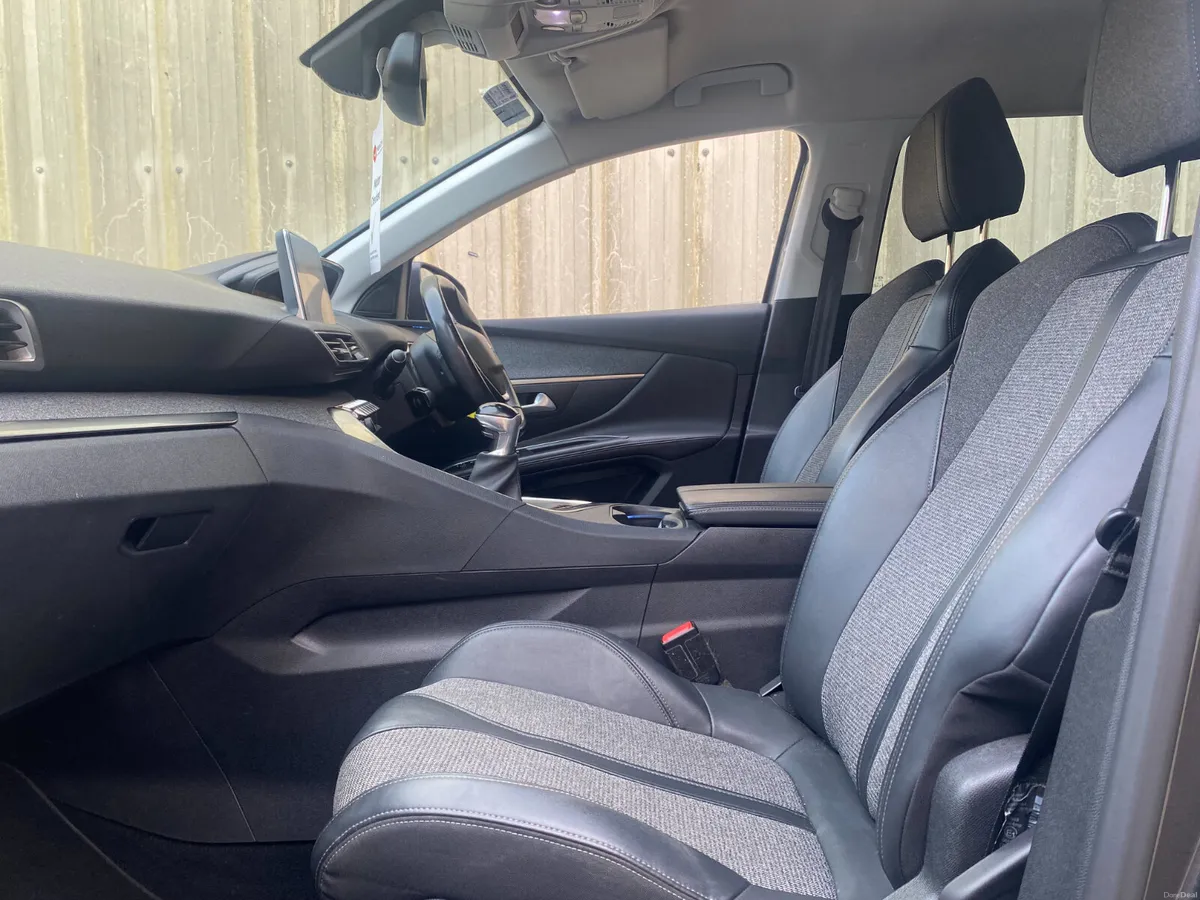 Peugeot 5008 2019//7 SEATER//LOW MILEAGE// - Image 4