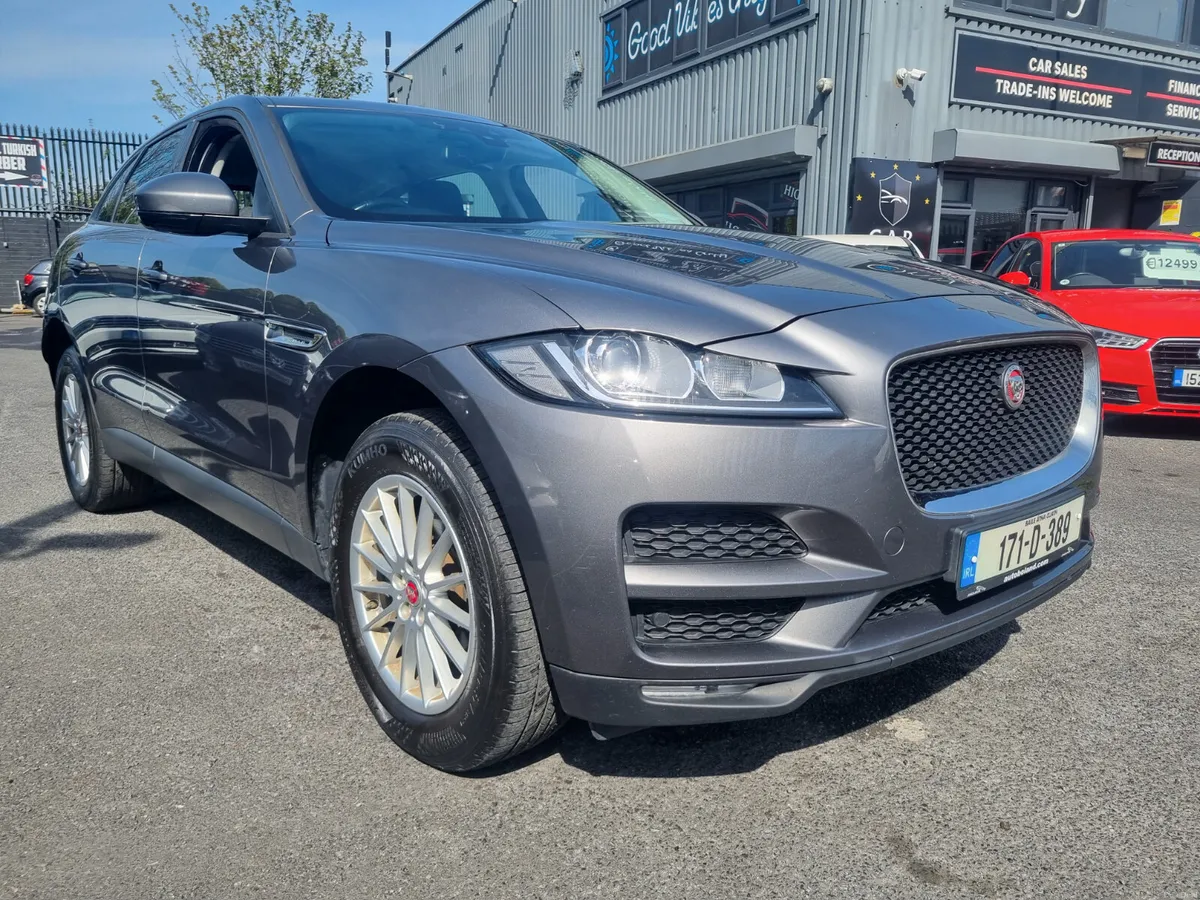 Jaguar F-Pace 2017 - Image 4