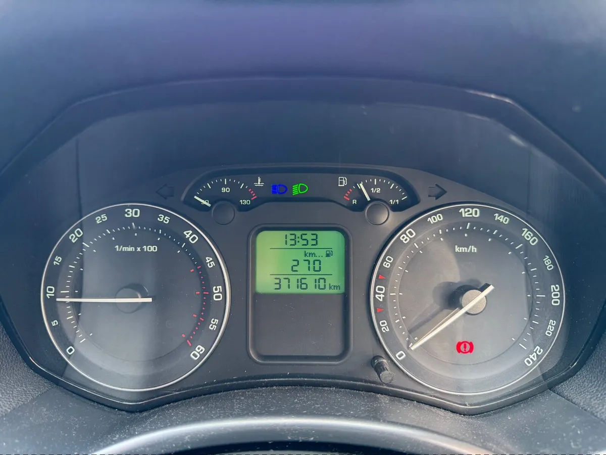 Skoda Octavia 2005 - Image 2