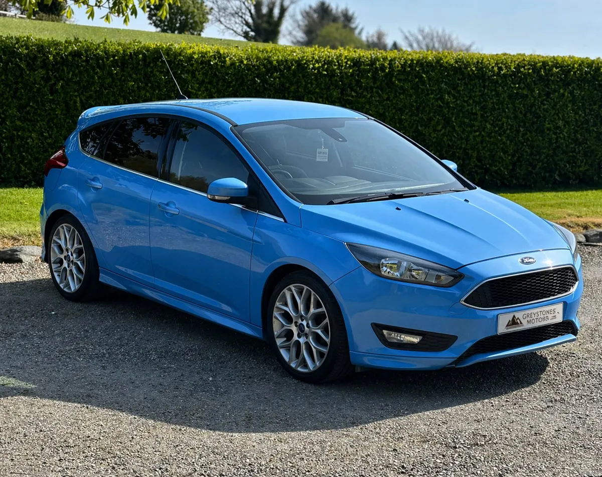 16 Ford Focus 1.5 Diesel Zetec-S *Nitrous Blue* - Image 2