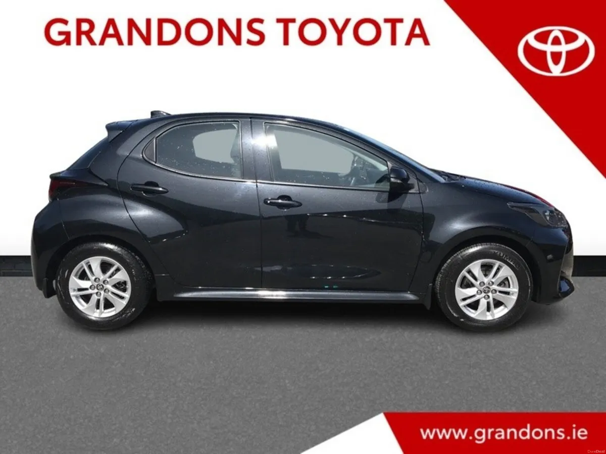 Toyota Yaris 1.5 LUNA - GRANDONS - Image 3