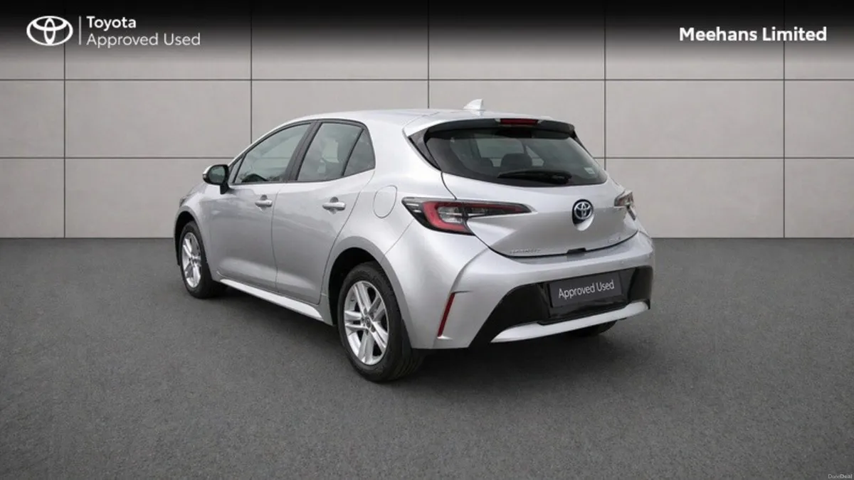 Toyota Corolla COROLLA HYBRID LUNA H/B - Image 2