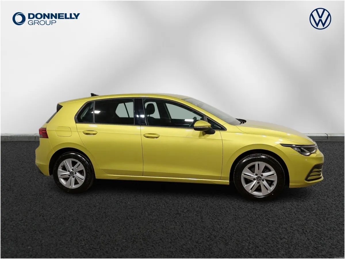 Volkswagen Golf Hatchback Life - Image 4
