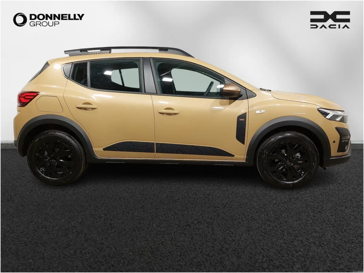 Dacia Sandero Stepway Hatchback Extreme - Image 3