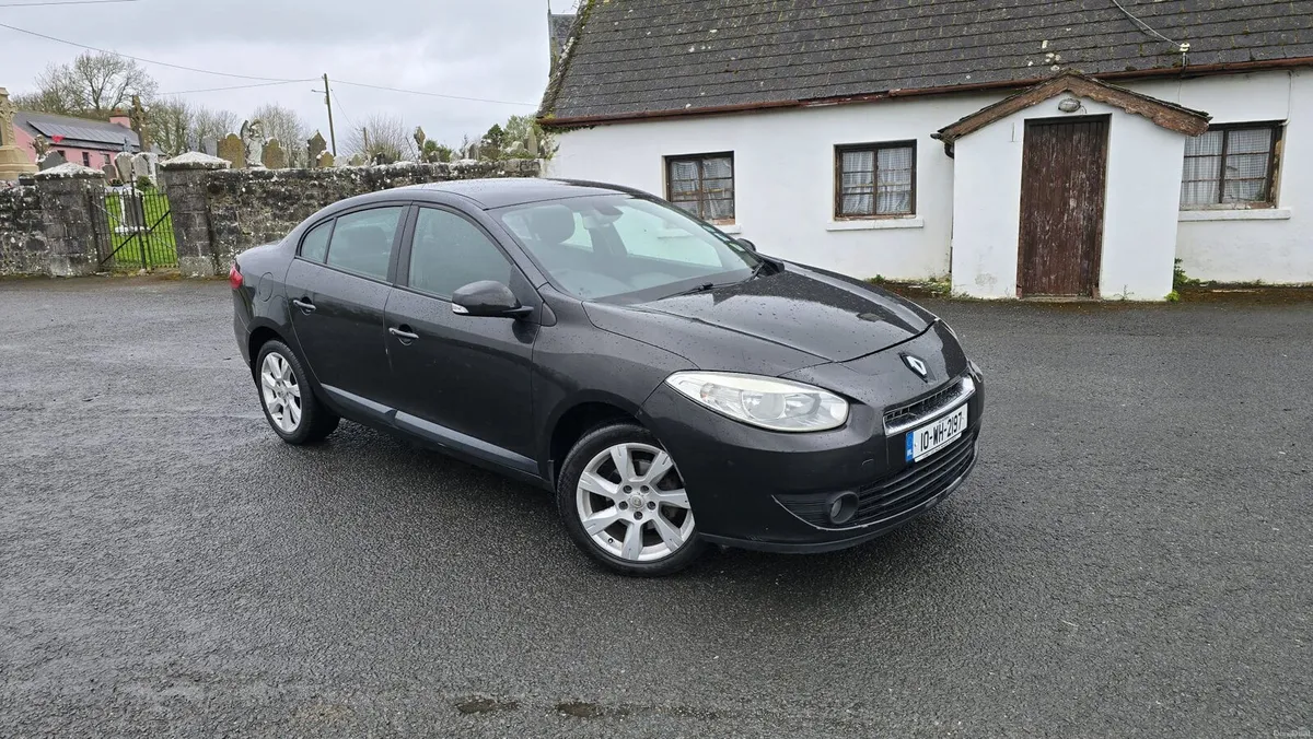 2010 Renault fluence 1.5 diesel manual - Image 1