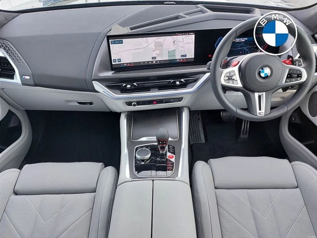 BMW XM 50e - Image 4