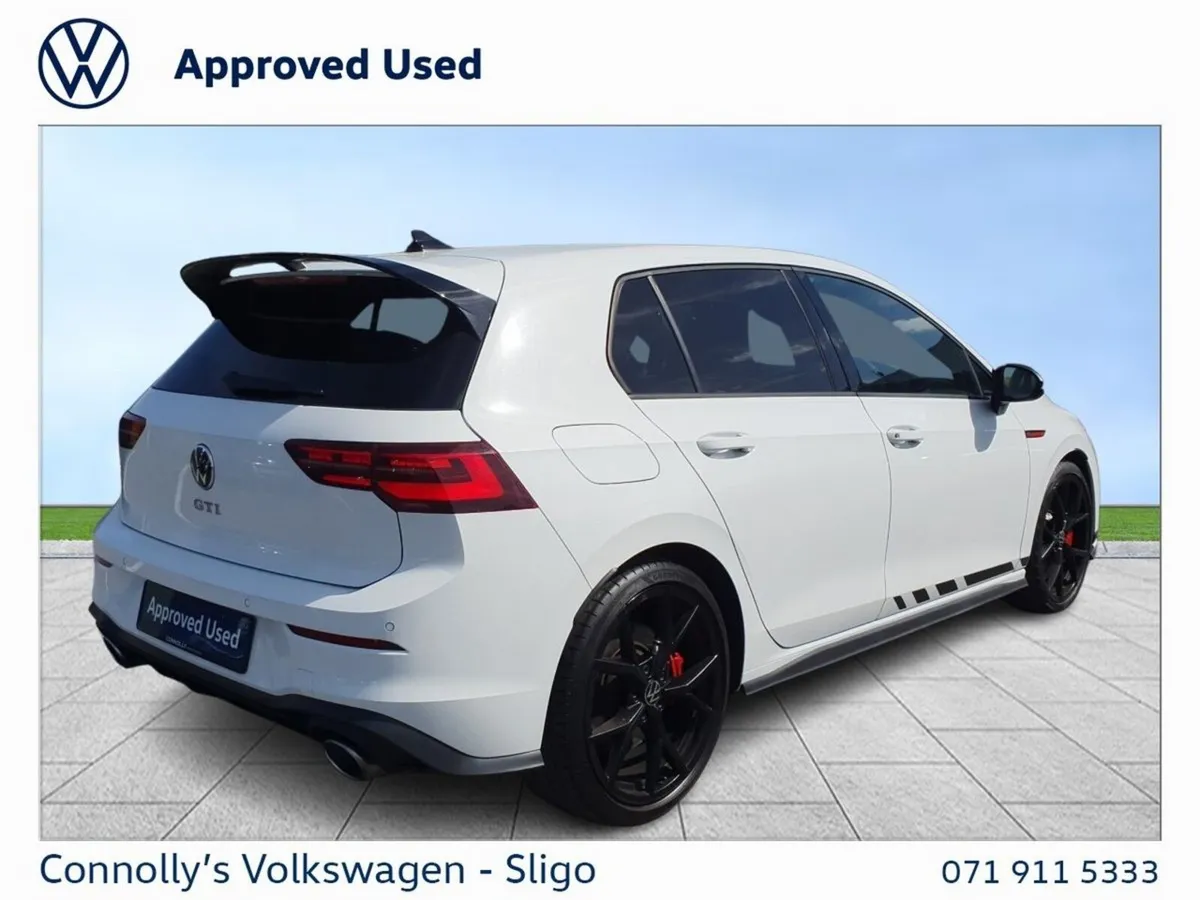 Volkswagen Golf GTI CLUBSPORT 2.0TSI 300HP AUTO - Image 3