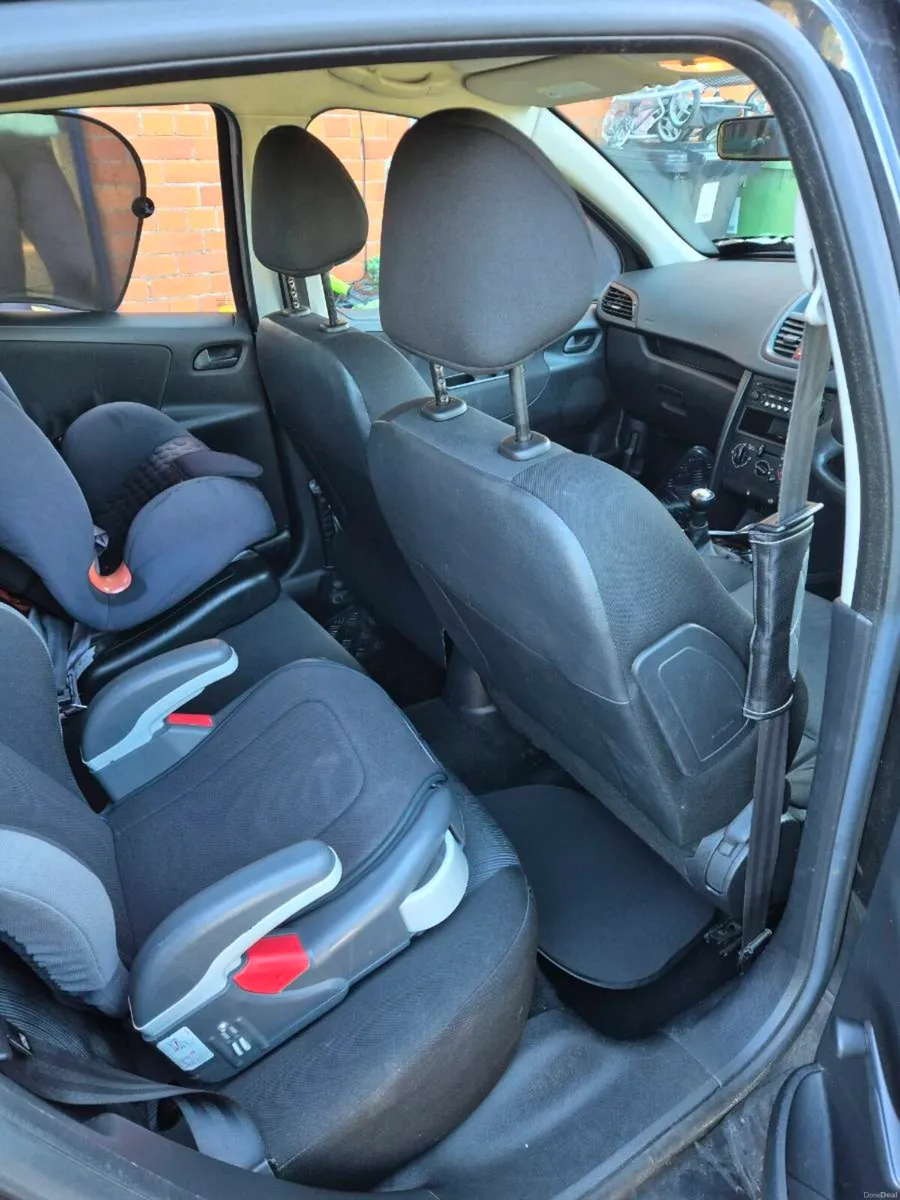 Peugeot 207 - Image 4