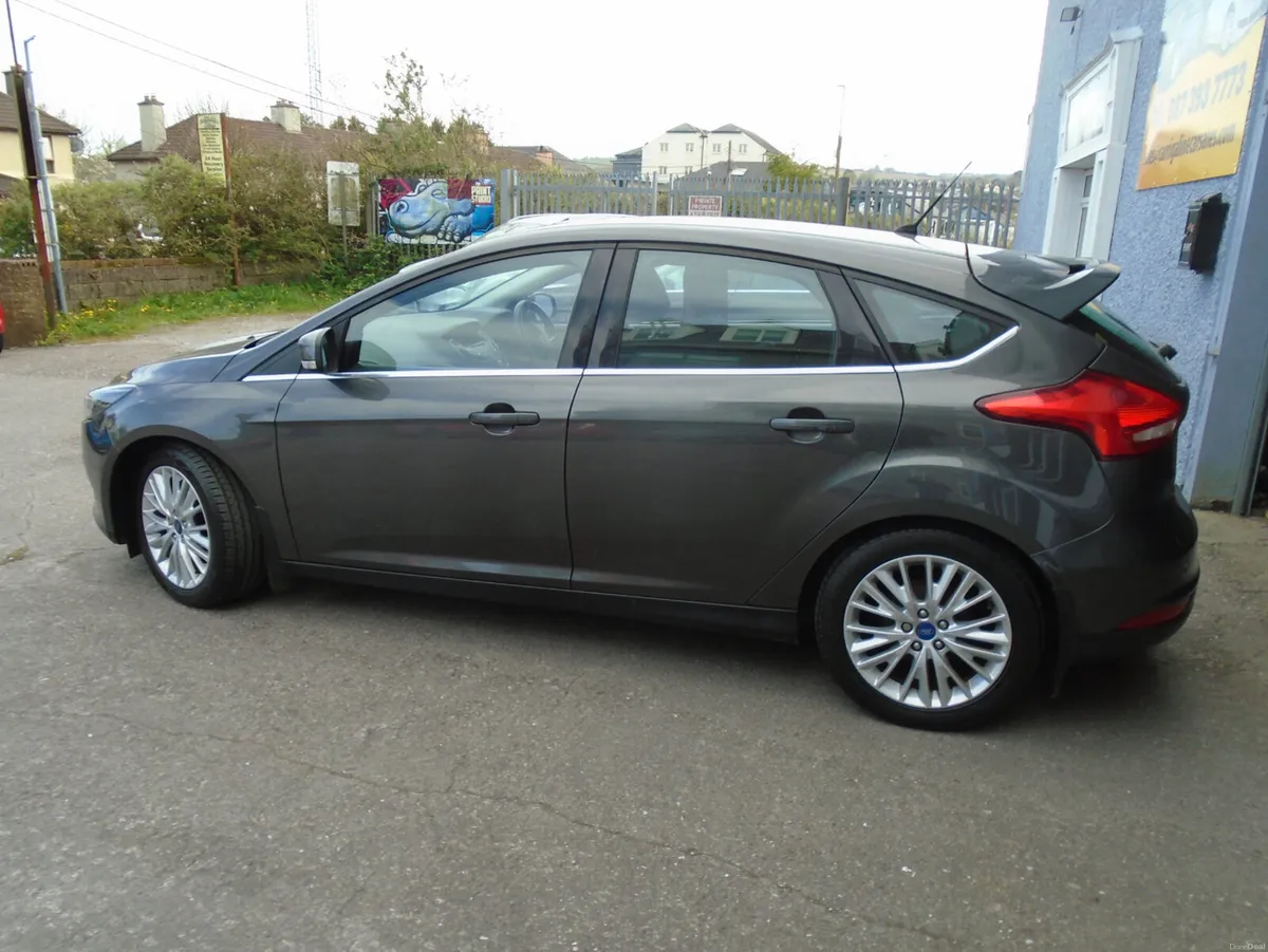 Ford Focus 2017 - Image 3