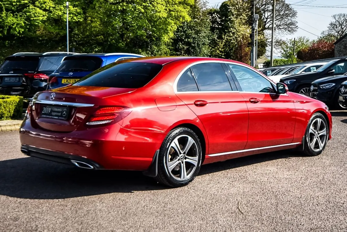 Mercedes-Benz E-Class E220d Avantgarde 194bhp Auto - Image 3