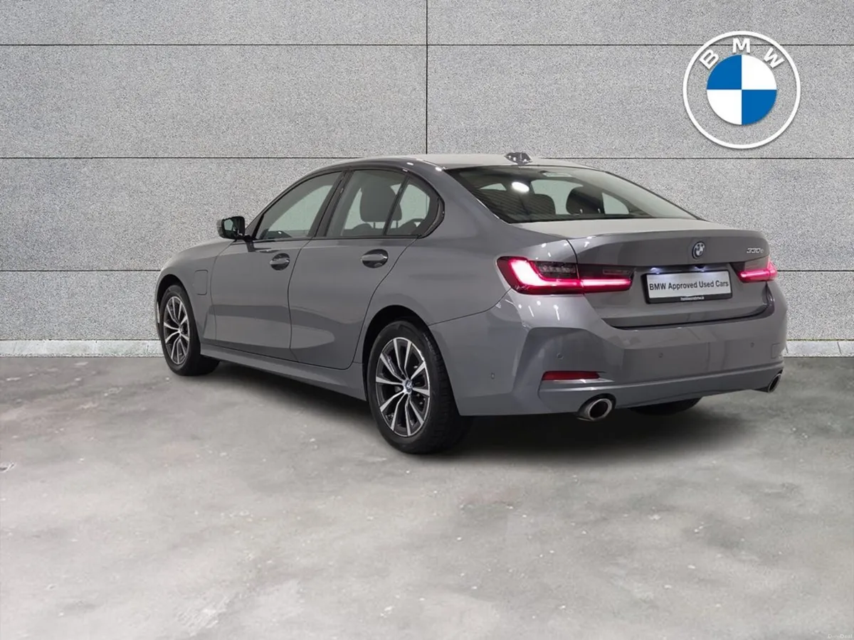 BMW 3-Series 330e Sport Saloon - Image 3