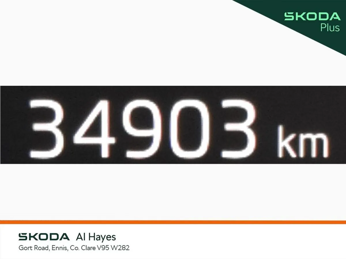 Skoda Octavia **TINY MILEAGE**HEATED**OCTAVIA**EST - Image 4