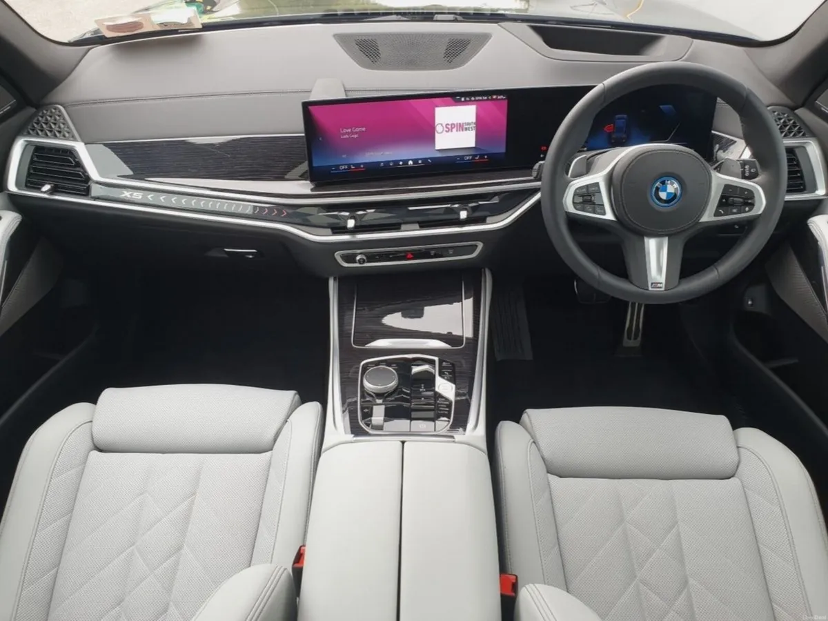 BMW X5 xDrive 50e M Sport Pro - Image 4