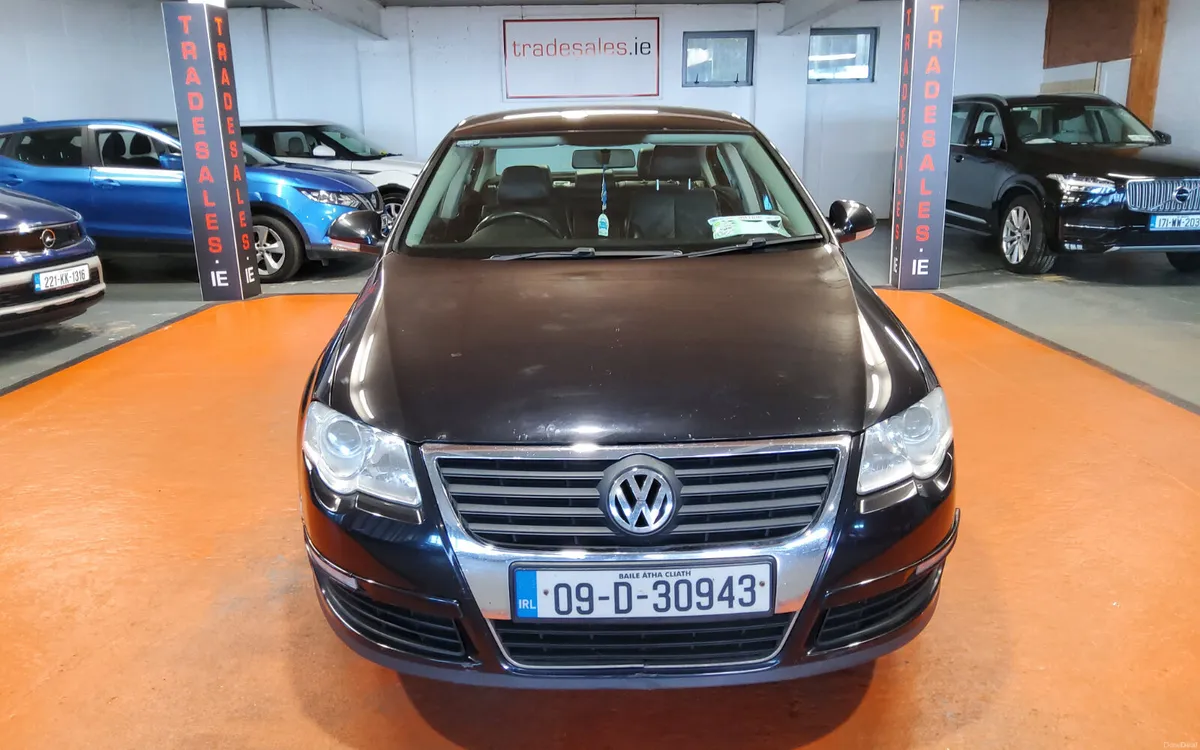 Volkswagen Passat 2009 - Image 3