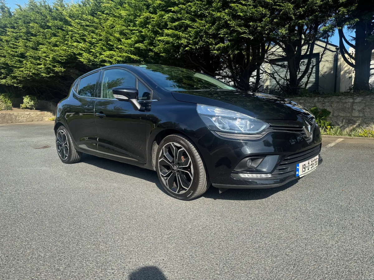Renault Clio in excellent cond, NCT & warranty - Image 3