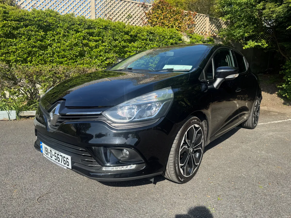 Renault Clio in excellent cond, NCT & warranty - Image 1