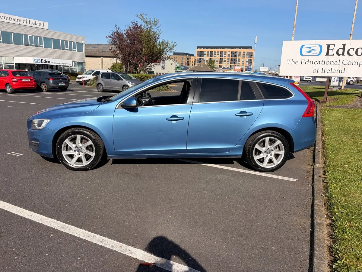 Volvo V60 2014 ( New NCT ) - Image 3
