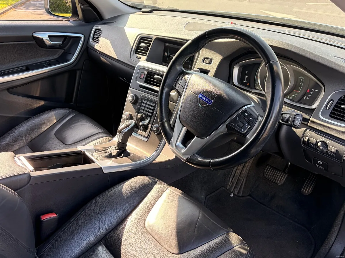 Volvo V60 2014 ( New NCT ) - Image 4