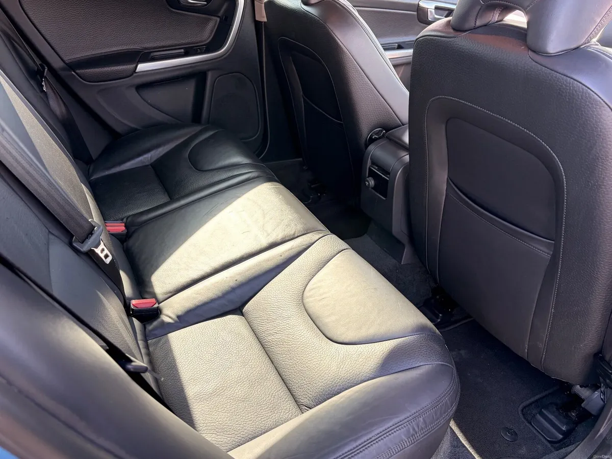 Volvo V60 2014 ( New NCT ) - Image 2