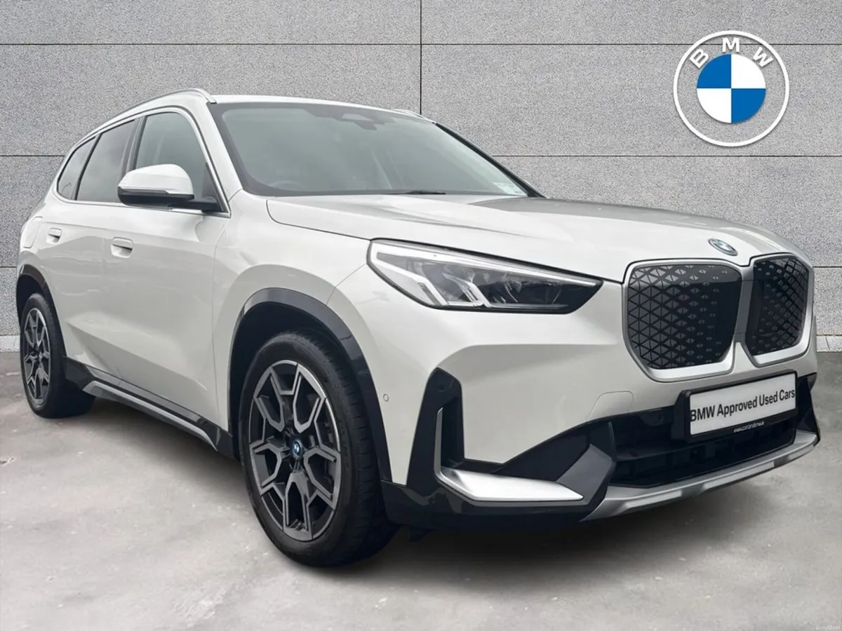 BMW iX1 eDrive20 xLine - Image 1